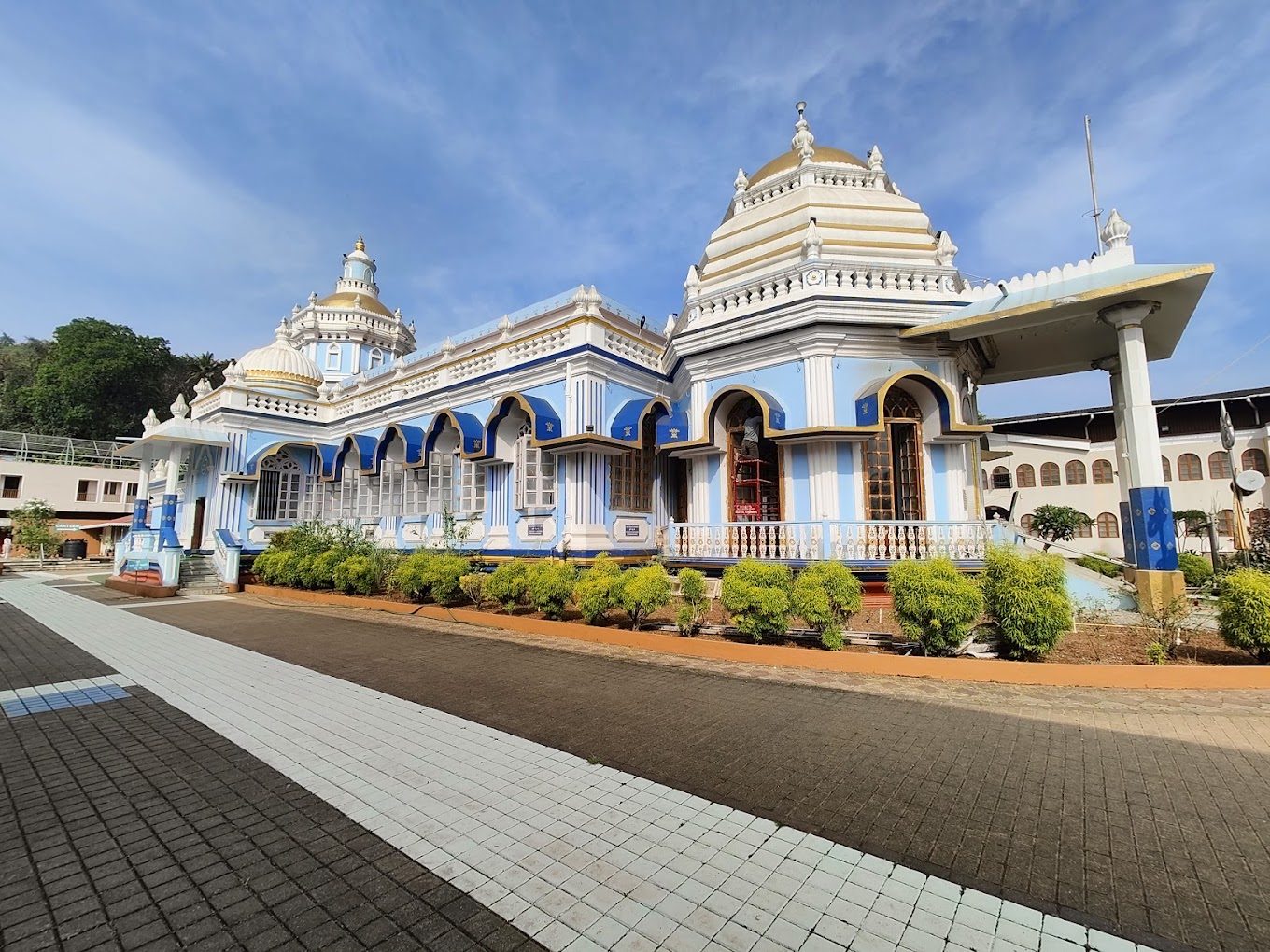 Mangueshi Temple